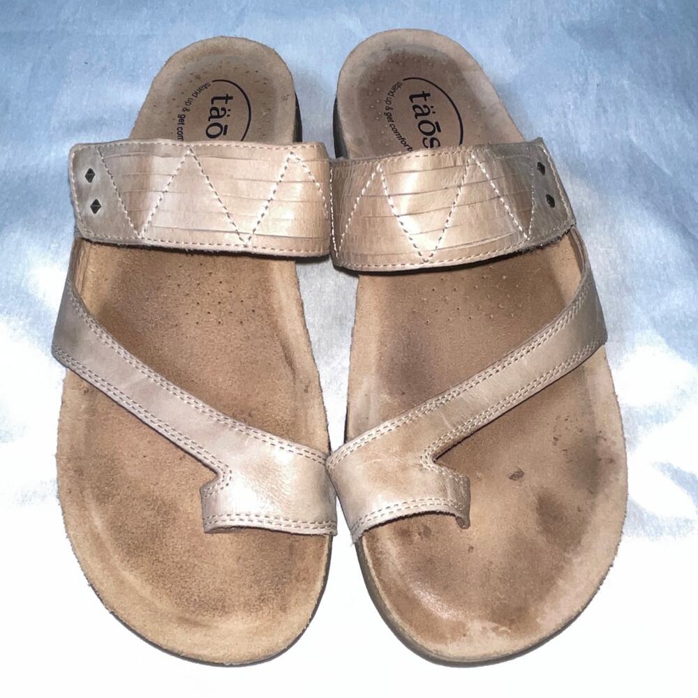 Taos Sandals - Women's Size 9 - Leather Upper in Stone Color